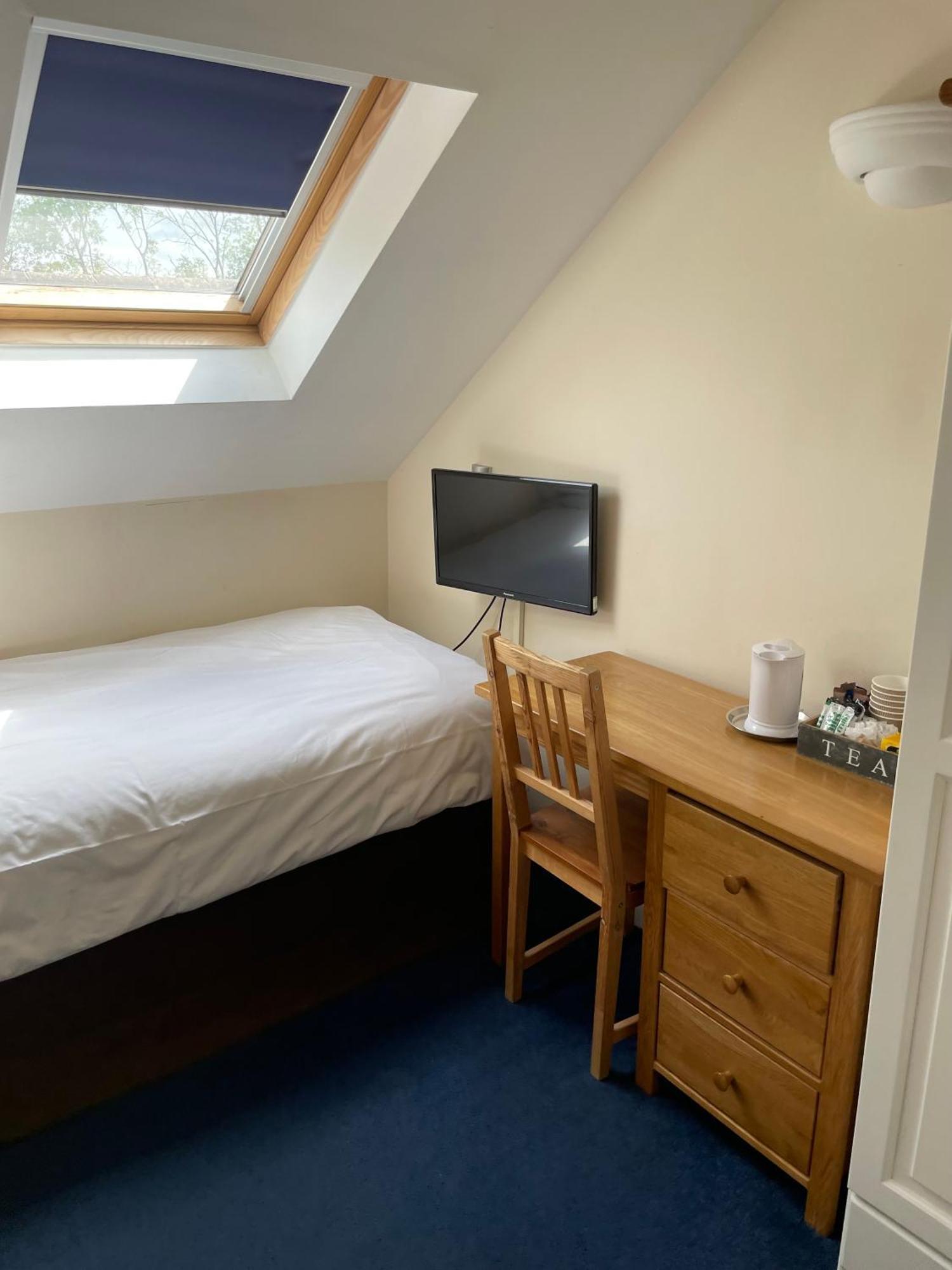 Bridge Farm Guesthouse Rooms Dundry Экстерьер фото