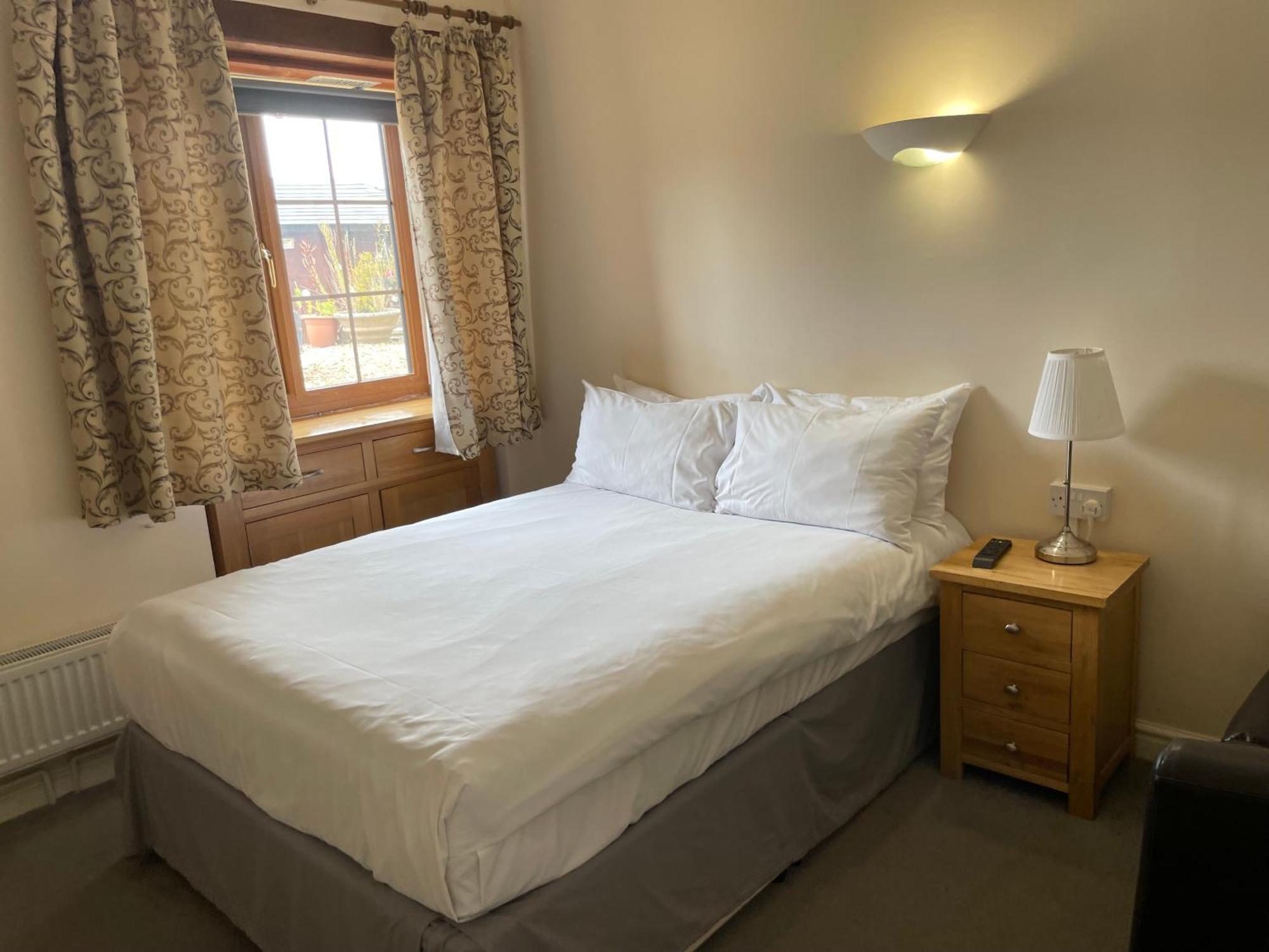 Bridge Farm Guesthouse Rooms Dundry Экстерьер фото